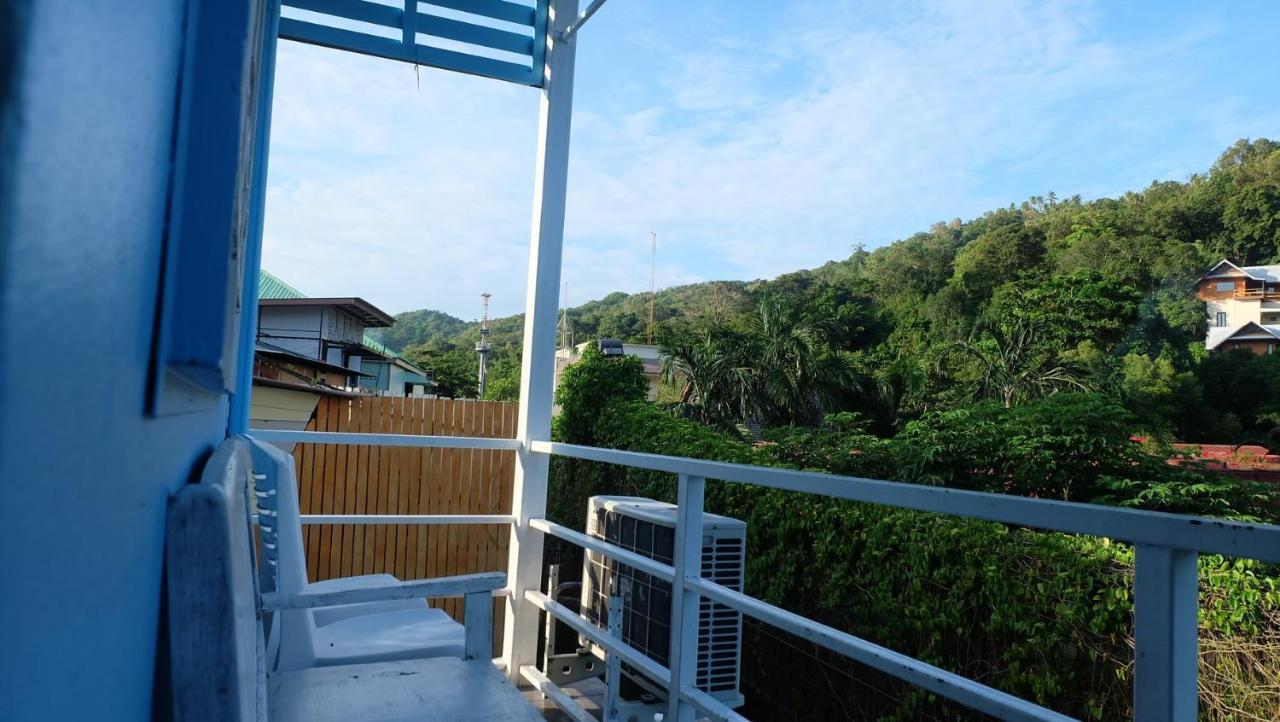 Rehab Hostel Phi Phi Don Exterior photo